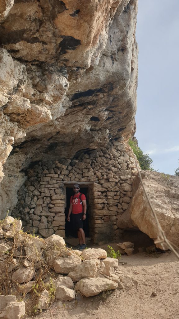Cueva en Benitachell 
Cova en Benitatxell