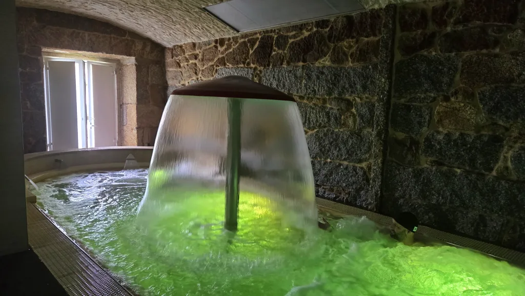 Balneario Acuña, sala termal
